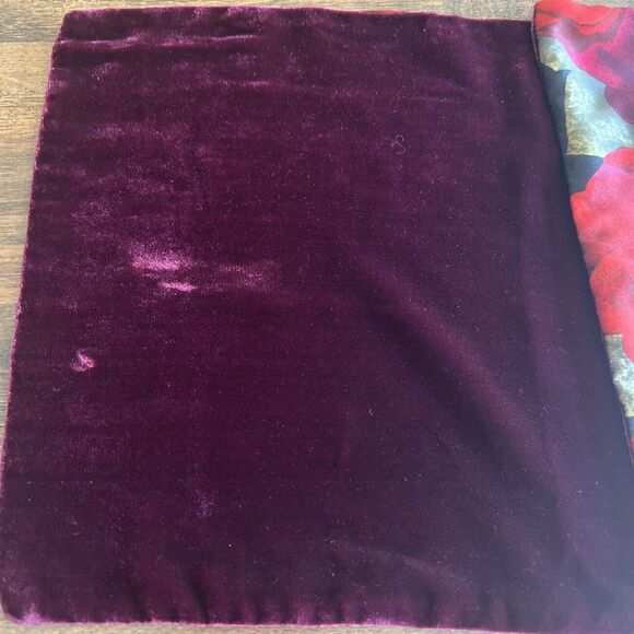 Red Rose & Burgundy Velvet Women's Scarf  Romantic Old World Style 55L X 10 1/4W - Picture 12 of 16